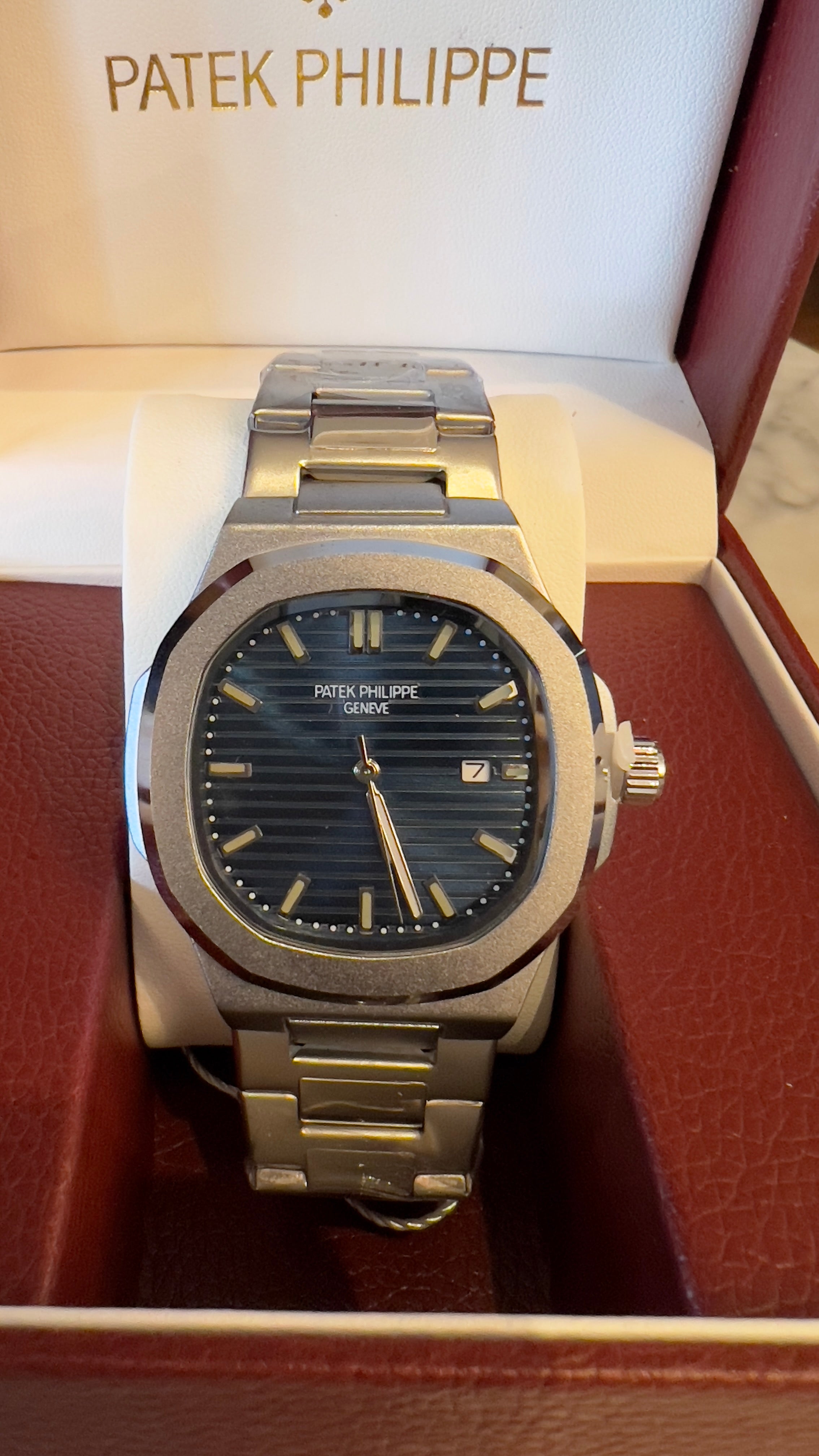 montre patek philippe nautilus