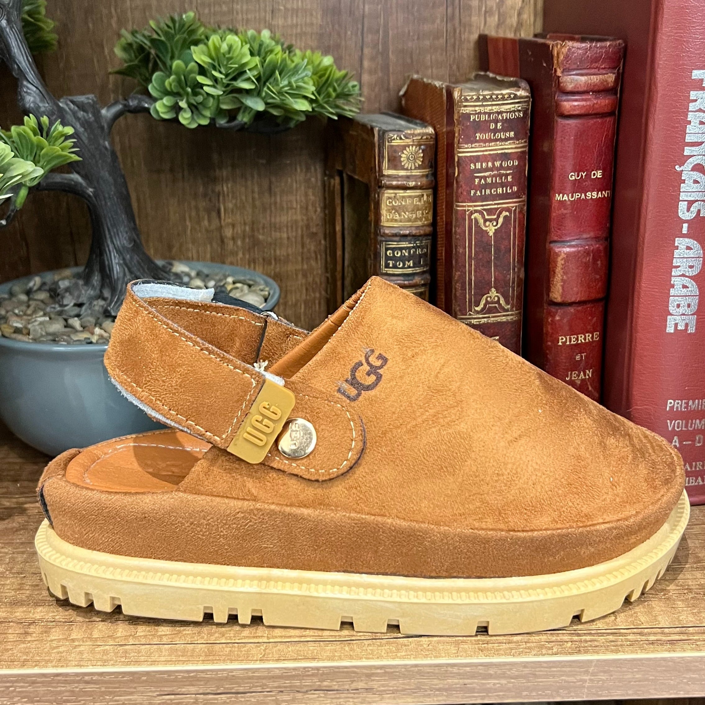 UGG  Goldenstar